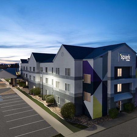 Spark By Hilton Salt Lake City Airport Екстериор снимка
